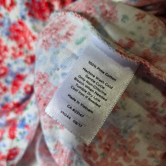 NWOT TALBOTS FLORAL SCALLOPED NECK SUPER SOFT PIMA COTTON TEE SIZE M - Picture 13 of 15